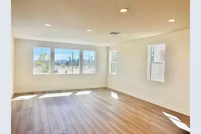 10757 Citrus Drive, Ventura, CA 93004 - Photo 2