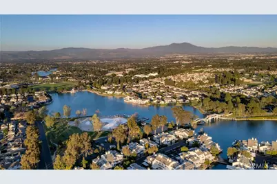 125 Briarglen, Irvine, CA 92614 - Photo 40