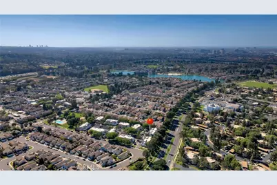 125 Briarglen, Irvine, CA 92614 - Photo 20
