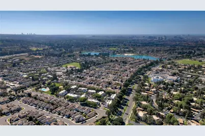 125 Briarglen, Irvine, CA 92614 - Photo 16