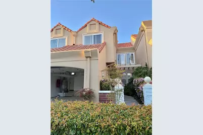 6121 Greenbrier, Huntington Beach, CA 92648 - Photo 2