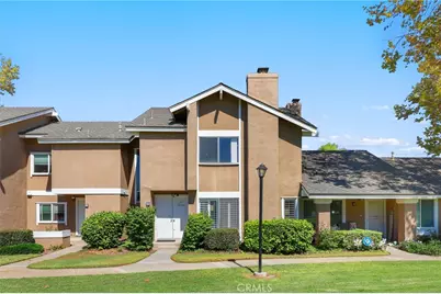 26 Helena #69, Irvine, CA 92604 - Photo 2