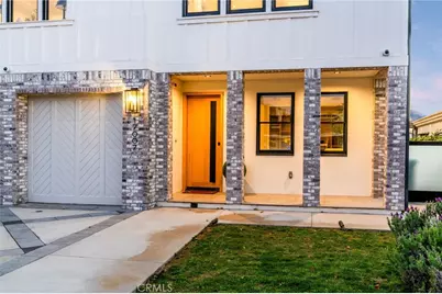 17007 Edgewater Lane, Huntington Beach, CA 92649 - Photo 4