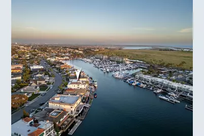 17007 Edgewater Lane, Huntington Beach, CA 92649 - Photo 60