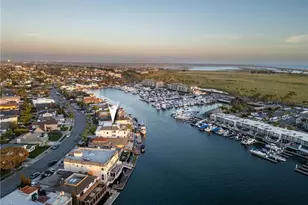 17007 Edgewater Ln, Huntington Beach, CA 92649 - Photo 60