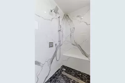 17007 Edgewater Lane, Huntington Beach, CA 92649 - Photo 32