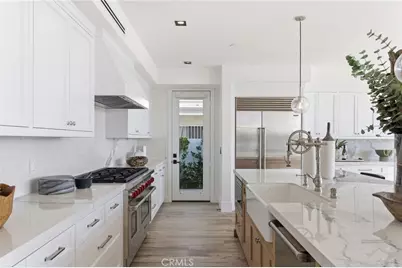 17007 Edgewater Lane, Huntington Beach, CA 92649 - Photo 14