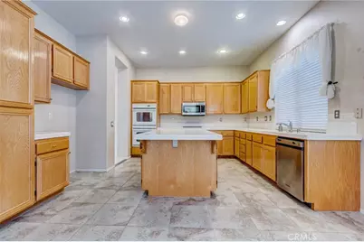 28667 Peach Springs, Menifee, CA 92584 - Photo 2