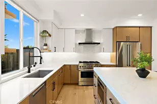 12 Kingfisher Ct, Trabuco Canyon, CA 92679 - Photo 2