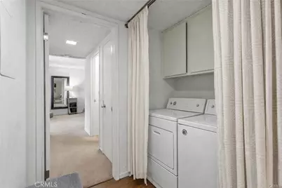 2006 California, Huntington Beach, CA 92648 - Photo 14