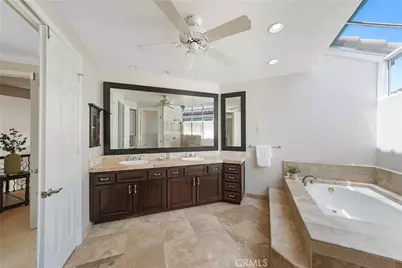 19076 Stonehurst, Huntington Beach, CA 92648 - Photo 28