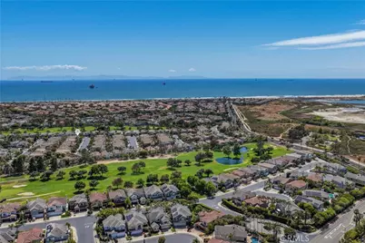 19076 Stonehurst, Huntington Beach, CA 92648 - Photo 2
