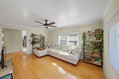 318 8th Street, Huntington Beach, CA 92648 - Photo 12