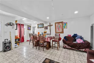 879 E 40th Pl, Los Angeles, CA 90011 - Photo 12