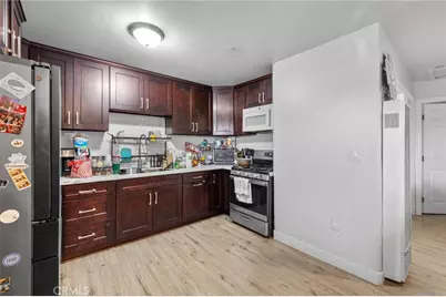 879 E 40th Place, Los Angeles, CA 90011 - Photo 18