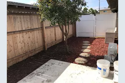 7832 Ronald Drive, Huntington Beach, CA 92647 - Photo 12