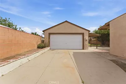 12476 Adelphia Avenue, San Fernando, CA 91340 - Photo 14