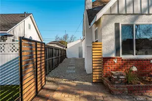 2037 W 64th, Los Angeles, CA 90047 - Photo 18