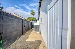 6082 Royalist, Huntington Beach, CA 92647 - Photo 26