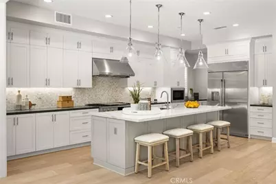 12 Lontano, Lake Forest, CA 92630 - Photo 8