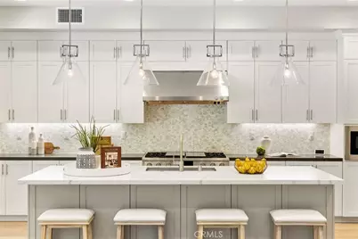 12 Lontano, Lake Forest, CA 92630 - Photo 4