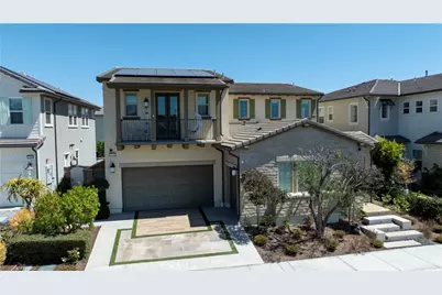 17352 Eucalyptus Lane, Huntington Beach, CA 92649 - Photo 2