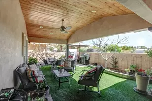 22637 Cascade, Canyon Lake, CA 92587 - Photo 8