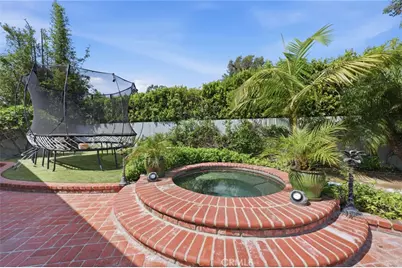 1633 Santiago, Newport Beach, CA 92660 - Photo 16