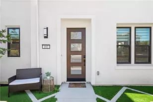 102 Yugen, Irvine, CA 92618 - Photo 4