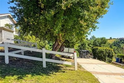 1920 Flint Rock Road, Diamond Bar, CA 91765 - Photo 48