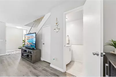 8408 Dory Drive, Huntington Beach, CA 92646 - Photo 6