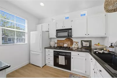 8 Fern Haven, Ladera Ranch, CA 92694 - Photo 10