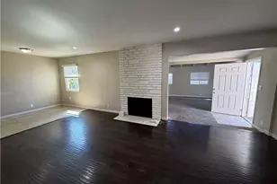 20252 Archwood St, Winnetka, CA 91306 - Photo 2