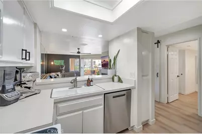 1200 Pacific Coast Highway #106, Huntington Beach, CA 92648 - Photo 18