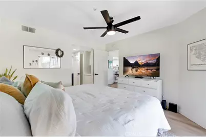 1200 Pacific Coast Highway #106, Huntington Beach, CA 92648 - Photo 20