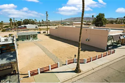 6221 Adobe, Twentynine Palms, CA 92277 - Photo 14