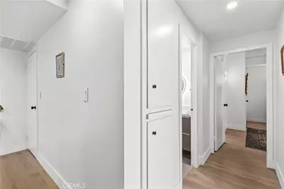 818 N Doheny #308, West Hollywood, CA 90069 - Photo 20