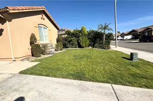 30778 Dropseed, Murrieta, CA 92563 - Photo 6