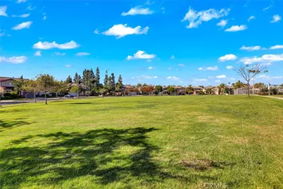 27 Ohio, Irvine, CA 92606 - Photo 50