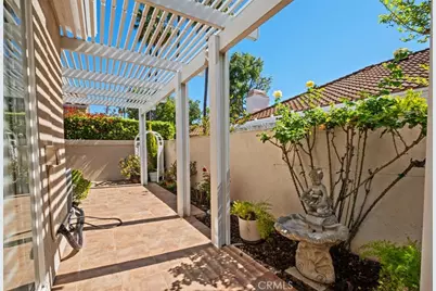 21522 Andorra, Mission Viejo, CA 92692 - Photo 24