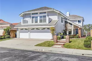 27181 Corcubion, Mission Viejo, CA 92692 - Photo 2