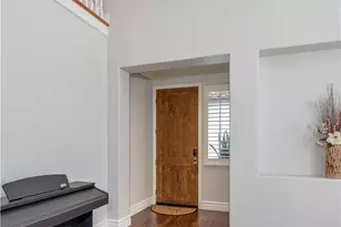 18571 Amalia, Huntington Beach, CA 92648 - Photo 8