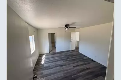 45655 Raigosa, Newberry Springs, CA 92365 - Photo 8