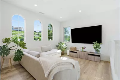 107 Landroute, Irvine, CA 92618 - Photo 20