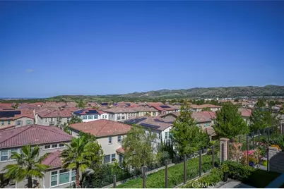 33 Manzanillo, Lake Forest, CA 92630 - Photo 4