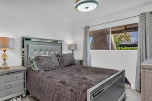 420 N Villa Ct, Palm Springs, CA 92262 - Photo 10