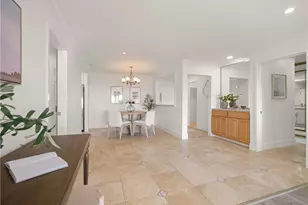 102 Scholz Plaza, Newport Beach, CA 92663 - Photo 2