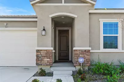 41024 Chambord Drive, Lake Elsinore, CA 92532 - Photo 2