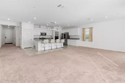 41024 Chambord Drive, Lake Elsinore, CA 92532 - Photo 10