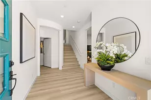 114 Cultivate, Irvine, CA 92618 - Photo 2